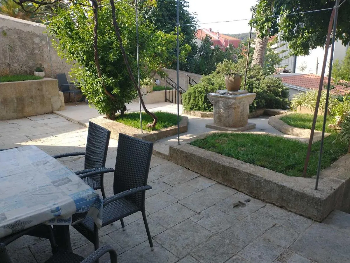 Apartments Vidulic Croatia